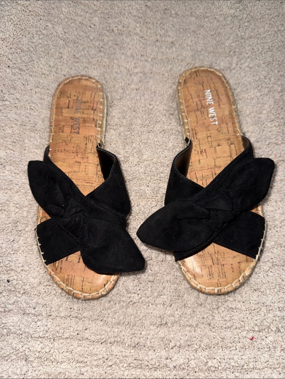EUC Nine West Black Knotted Slide sandals size 6.5